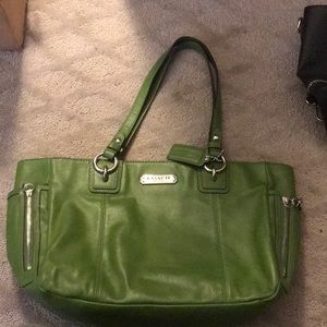 Medium size Coach purse